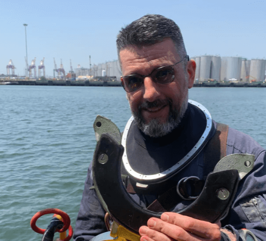 commercial-diver-maskoptix-experience-glasses